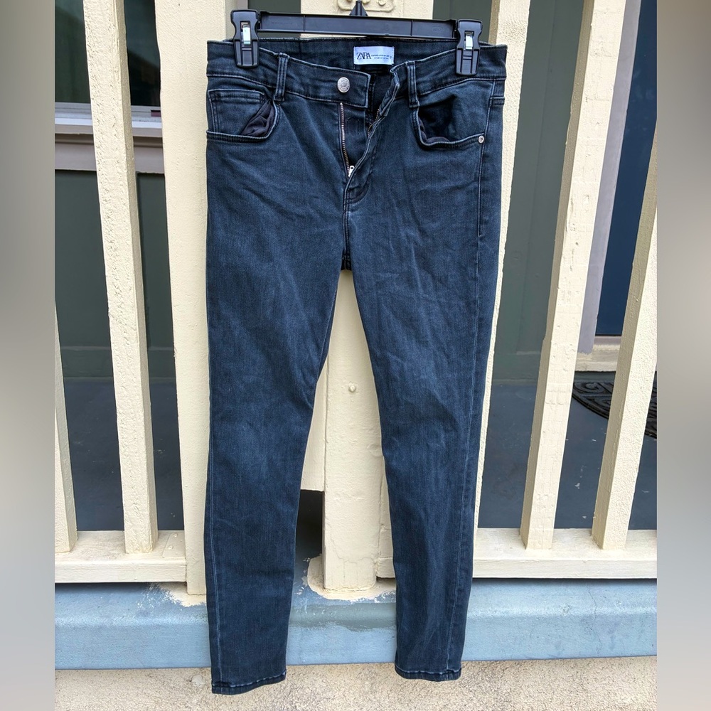 Women's Mid Rise Black Skinny Jeans